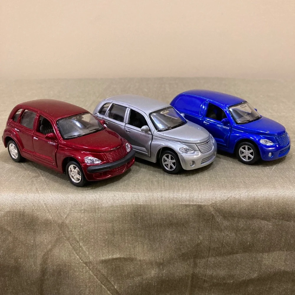 NWT Chrysler Collection PT Cruiser, GT Cruiser, Panel Cruiser,  1:39 sca…